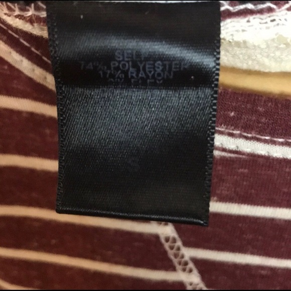 Wet Seal Maroon & Cream Lace Back Crop Top - Picture 5 of 5